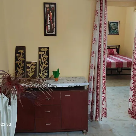 Shree Homes- Ac Delux Suite-2