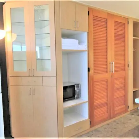 Waikiki Marina Condo Hotel-2
