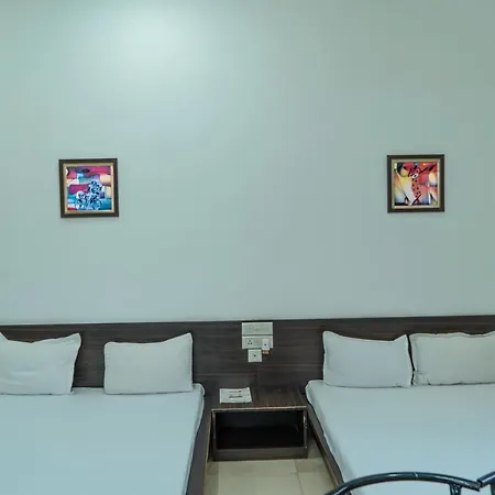 Krishna Garden Hotel & Restaurant-2