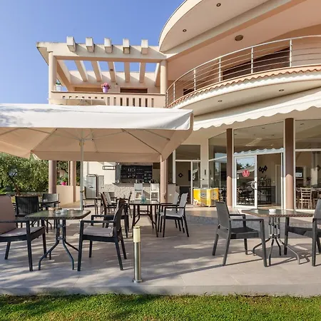 Chrisa Hotel-3