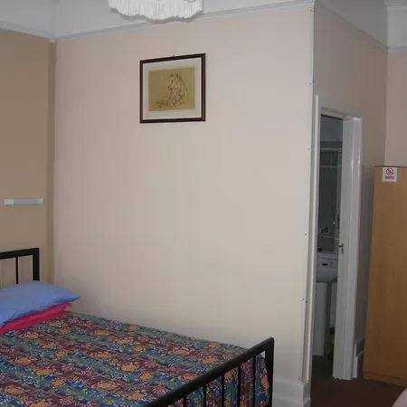 Longfield Guest House-3