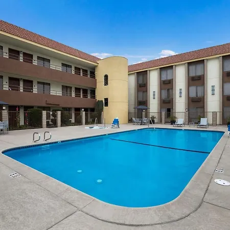 Best Western Norwalk Inn-2