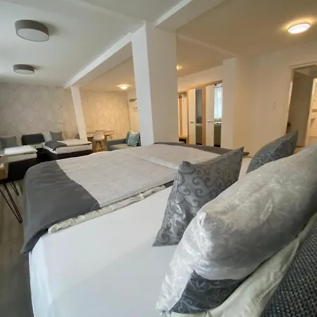 Hotel-Pension Adler Untertürkheim-3