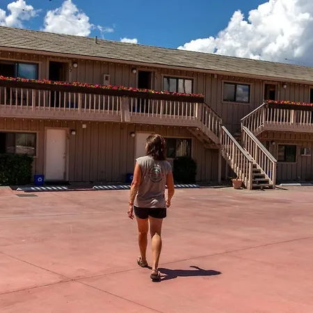 Woodland Motel-3
