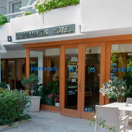 Stefanakis Hotel & Apartments-3
