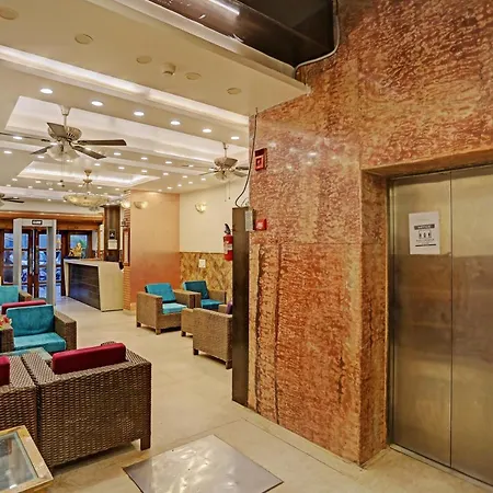 Staybook Hotel Atlanta New Delhi Railway Station Paharganj-2