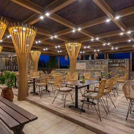 Dias Hotel & Apts-3