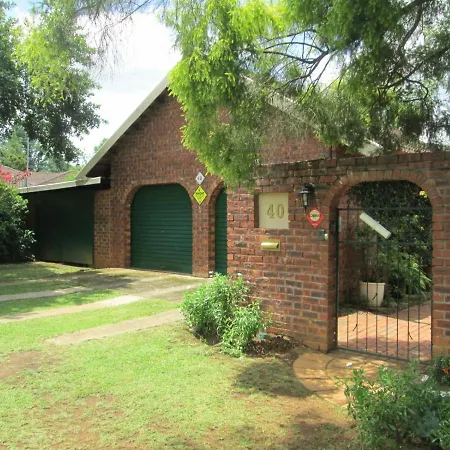 Howick Greendale 4 Self Catering Units Solar & Battery Back-Up-2
