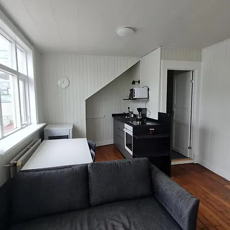 Downtown Guesthouse Reykjavik-3