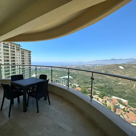 Alanya Gold City Hotel Main Building 3 Bedroom Apartment-2