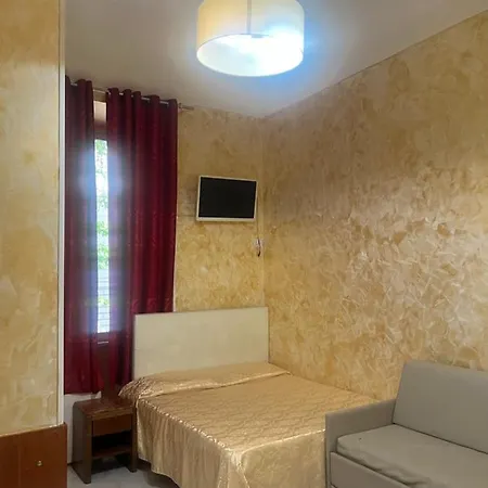 Termini Golden House-3