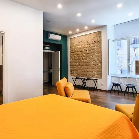 Casa Calu Castel Dell'Ovo-2