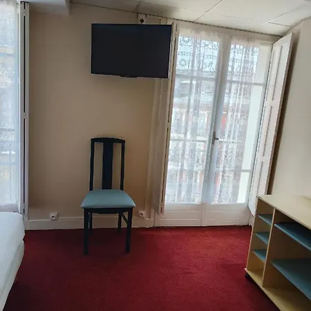 Hotel Du Rocher-3