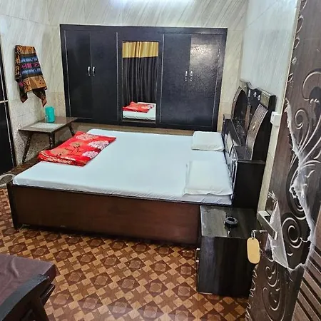 Hotel Dinesh-2