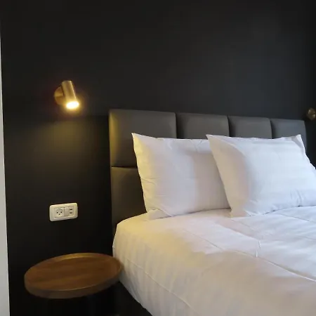 White Moon Inn-3