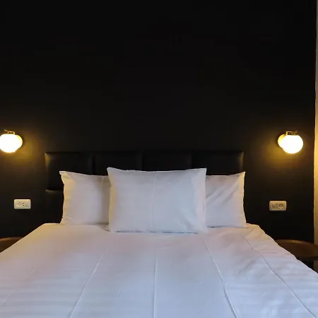 White Moon Inn-2