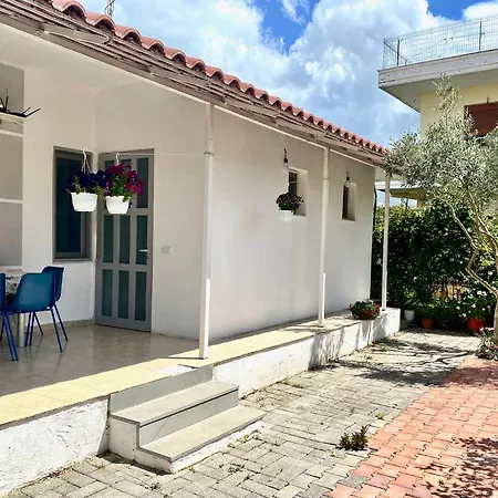 Mateo Villa Vlore-3