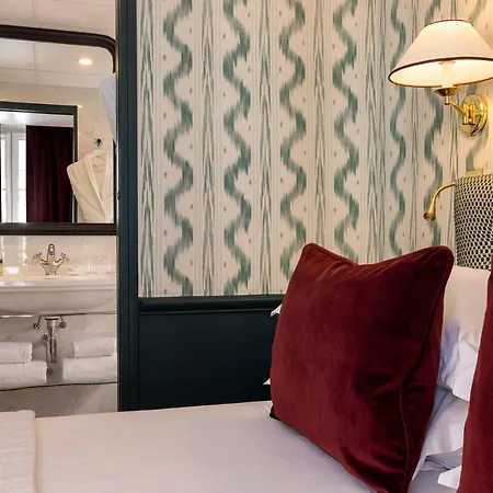 Hotel Du Champ De Mars-3