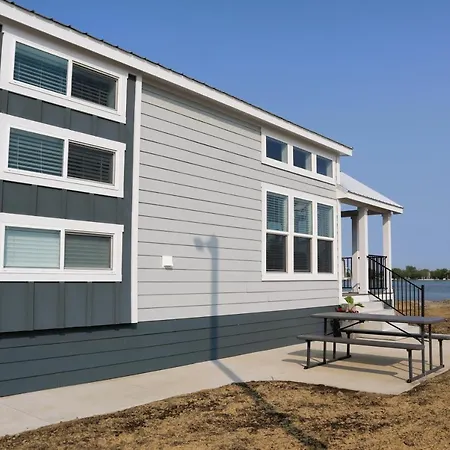 Bayfront Resort At Cross View Site #28-2