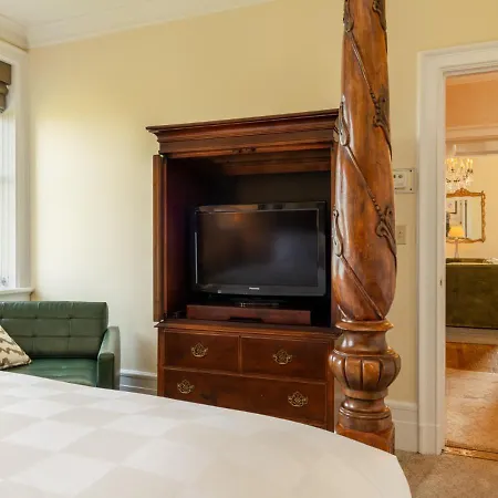 Castle Hotel & Spa - Luxury Hotel Near Nyc-3