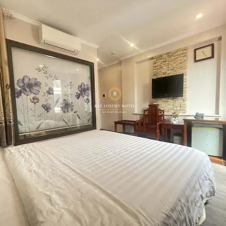 Ngoc Lan 1 Hotel Hn - By Bay Luxury-3