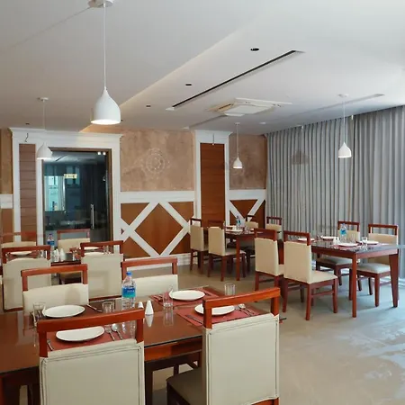 Ritz Avenue Luxury Hotel-3