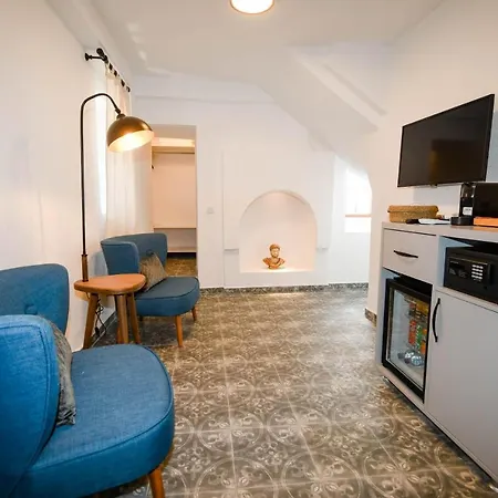 Swan Boutique Hotel-3