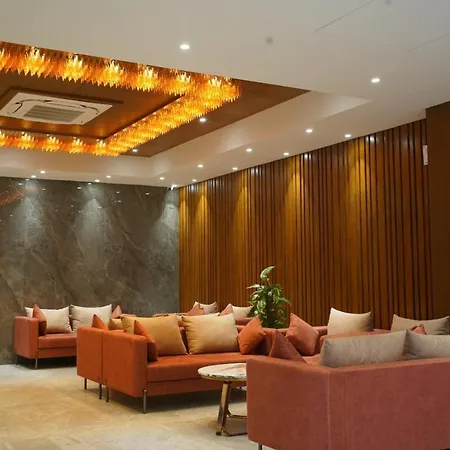 Hotel Stature Inn-2