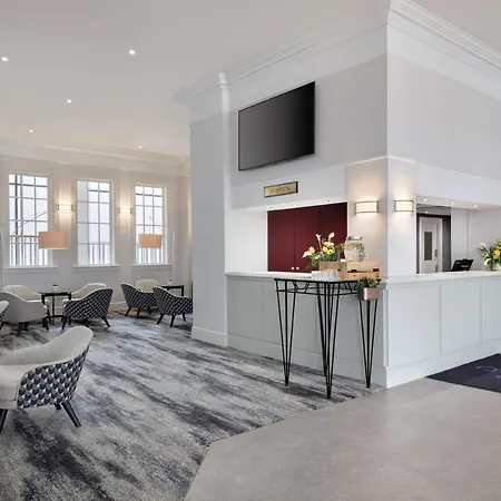 Delta Hotels By Marriott Heathrow Windsor-3