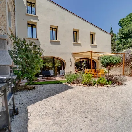 Gîte Imagine Roussillon Résidence Privée avec Piscine - 8 personnes-3