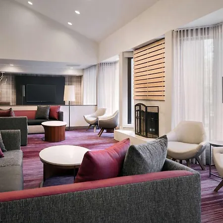 Fairfield By Marriott Inn & Suites Stoughton-2