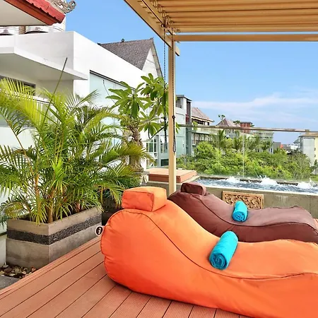 Echo Beach Designer Apartment-2
