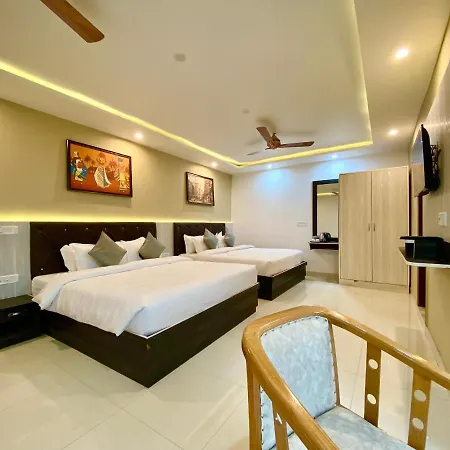 Hotel Kavita Palace Lansdowne-3