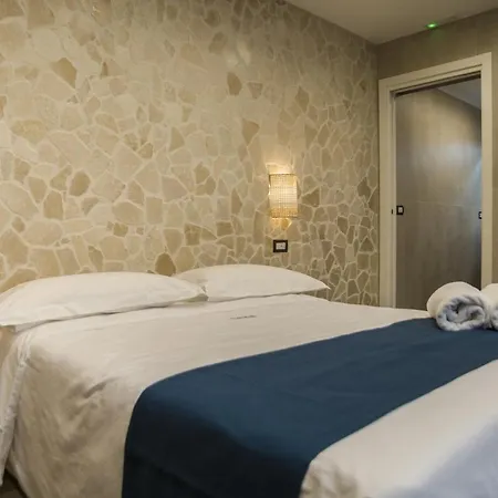 Suite 18 Luxury Apartments-2