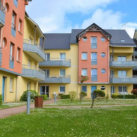 Adonis Grandcamp - Résidence Les Isles De Sola-3