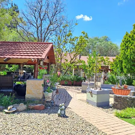 Gabbys Cottage Guesthouse-2