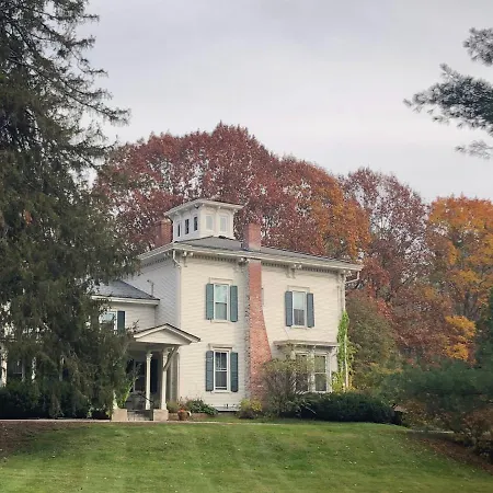 Antique Mansion B & B-2