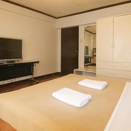 El Rico Suite Makati By Reddoorz-2