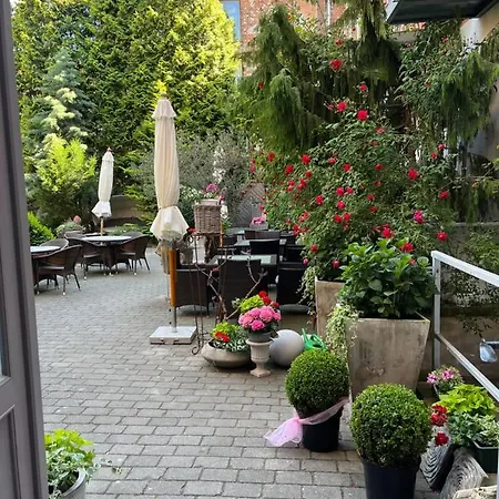 Haus Wullfcrona-2