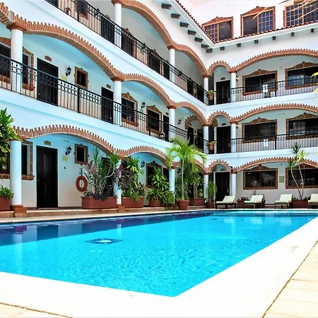 Hotel Colonial Playa Del Carmen-3