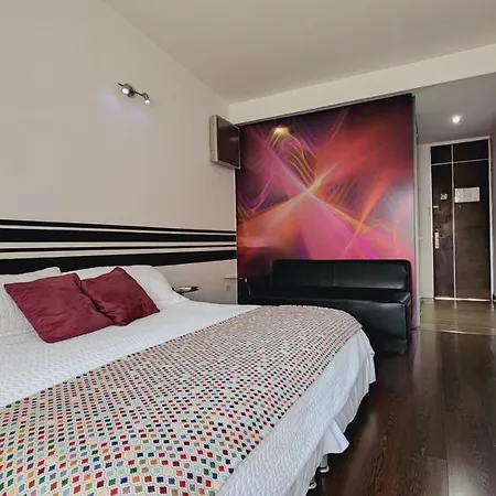 Hotel Austral Suites By Gho Hoteles-3
