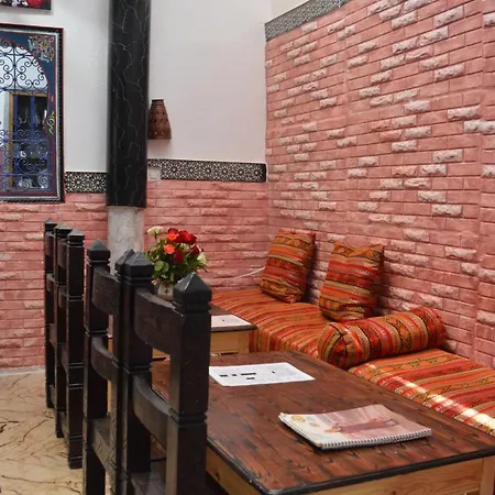 Riad Wink-2