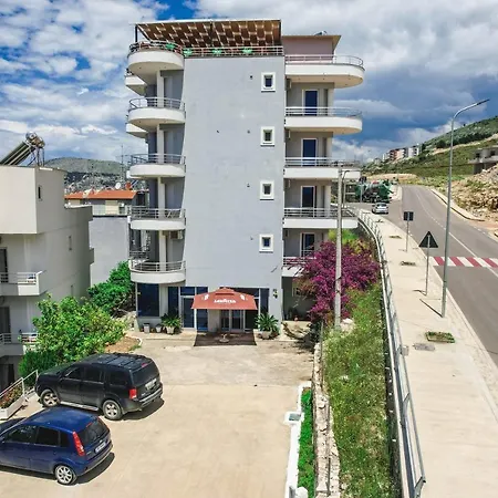 Summer Dream Hotel-2