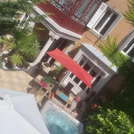 Guesthouse La Villae-3