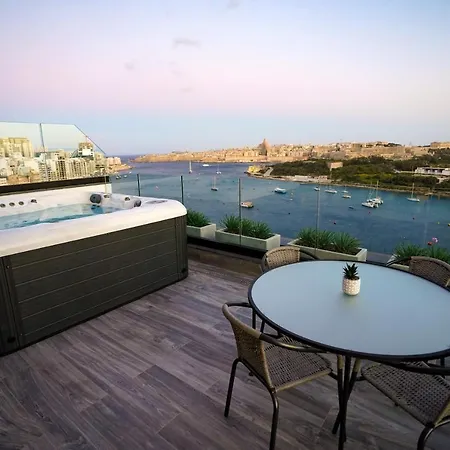 The Londoner Hotel Sliema-2