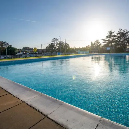 Vacation Escape - Valley Farm -Clacton-On-Sea - Holiday Park-2