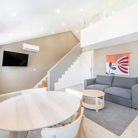Lisbon Oriente Suites By Olala Homes-3