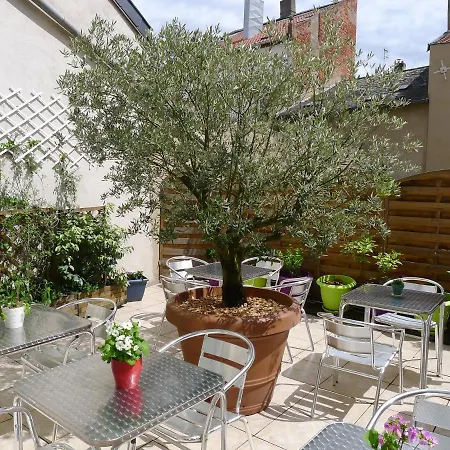 Logis-Hotel Des Oliviers-3