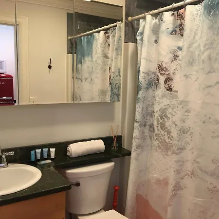 Jonathan'S Ocean Front Studio Suites Hampton Beach!-3