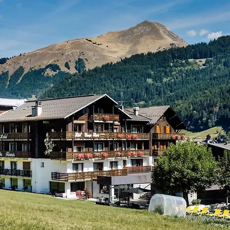 Hotel Champs Fleuris Morzine-3